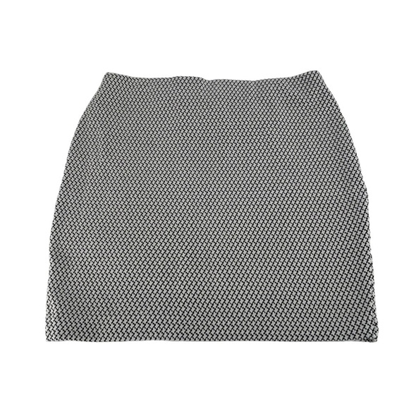 H&M Black White Houndstooth Print Mini Skirt Size Small Women’s - Picture 3 of 5